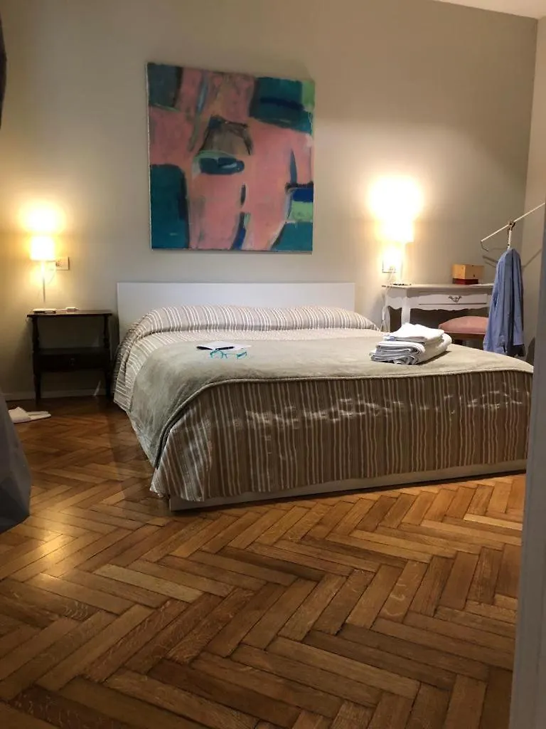 מילאנו Camere Delle Rose